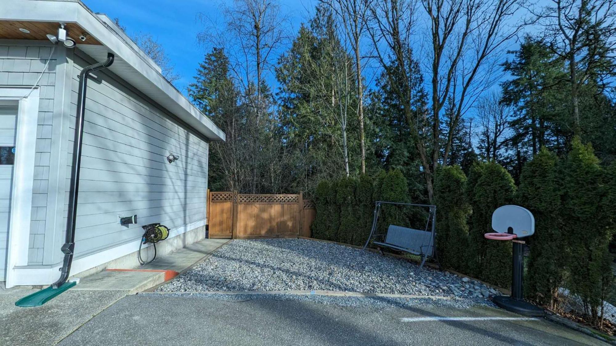Entire Forest Home Near Nature & Amenities Surrey Buitenkant foto